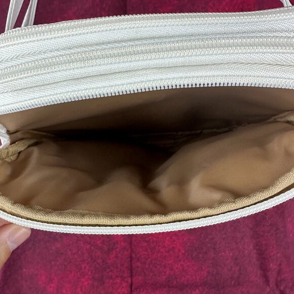 MULTISAC ELEGANT WHITE FLORAL EMBOSSED CROSSBODY BAG - Picture 10 of 14